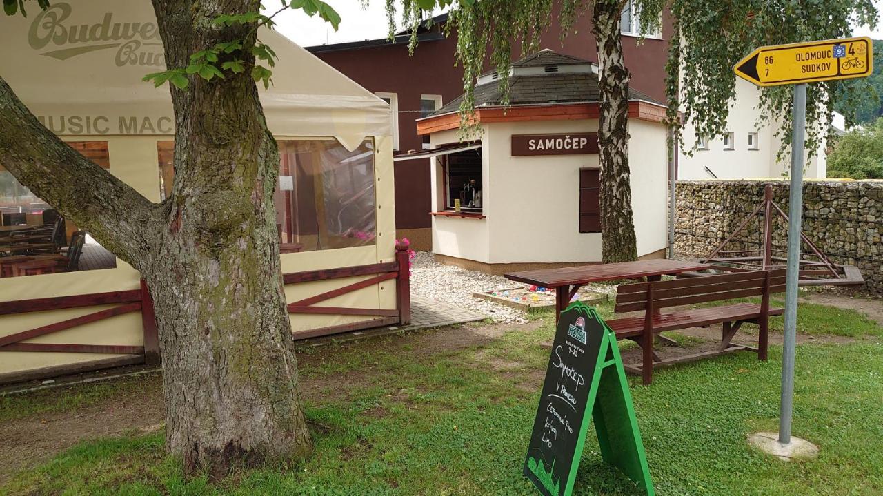 Na Rybnicku Bohutin Hotel Kültér fotó