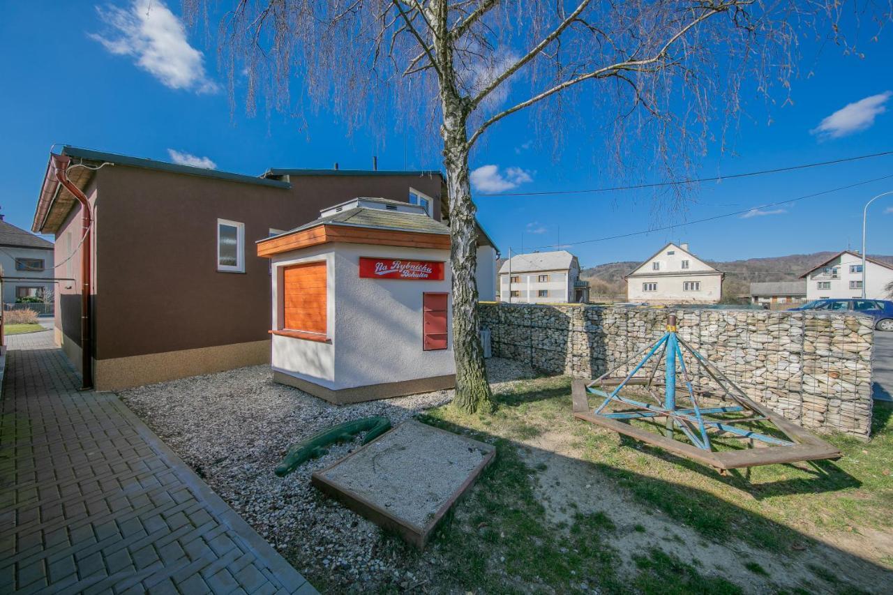 Na Rybnicku Bohutin Hotel Kültér fotó
